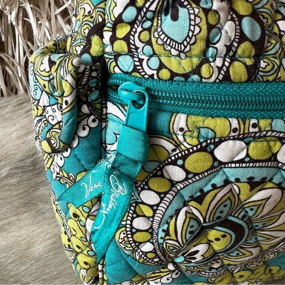 VERA BRADLEY Peacock 2007 On The Go Crossbody Green Blue Paisley Commuter USA - Picture 6 of 15